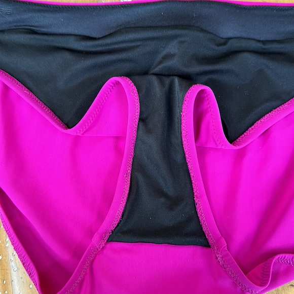 MARYAN MEHLHORN 2 pc swimsuit size 10 with La Perla coordinating coverup, EUC - Picture 9 of 16